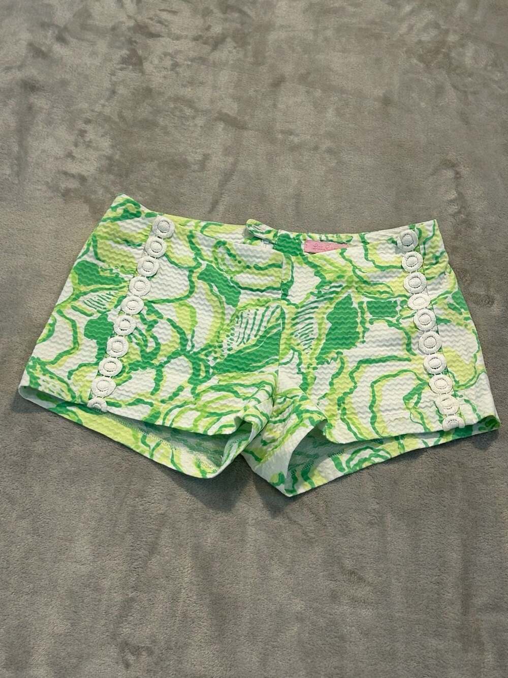 Lilly Pulitzer Liza Green White Floral Lace Trim Shorts Size 0